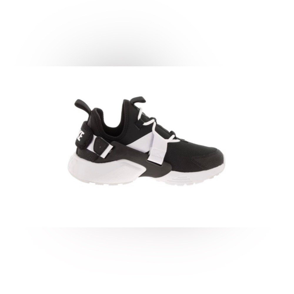 Woman’s Nike shoes